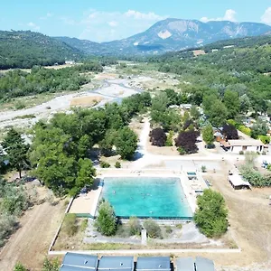 Team - La Célestine Camping
